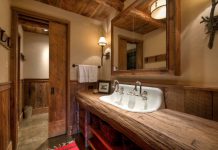 Vintage Farmhouse Bathroom Ideas